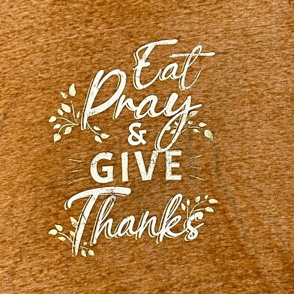 Maurices Brown Eat Pray & Give Thanks Burnout Tee Size Large - Picture 2 of 3
